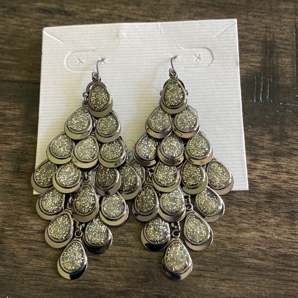 Premier Designs silver sparkle dangle earrings, never worn